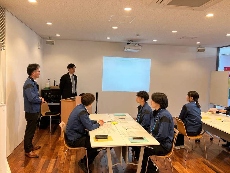 御供田社長（新入社員研修）.png